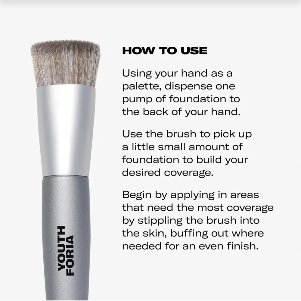NIB YOUTH‎ FORIA | Oval Foundation Makeup Brush Blend Buff Buildable Coverage